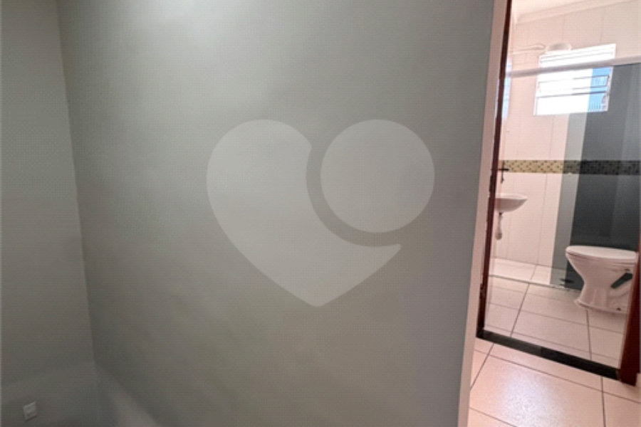 Sobrado à venda com 2 quartos, sendo 1 suíte,  em Vila Mazzei, São Paulo, SP