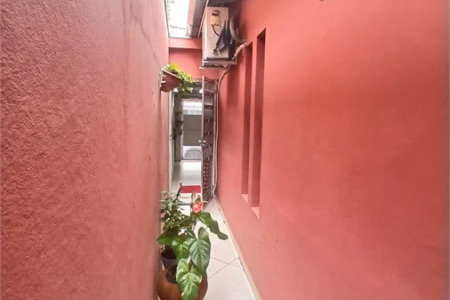 Casa à venda com 3 quartos, sendo 1 suíte, em Vila Rica, São Paulo, SP