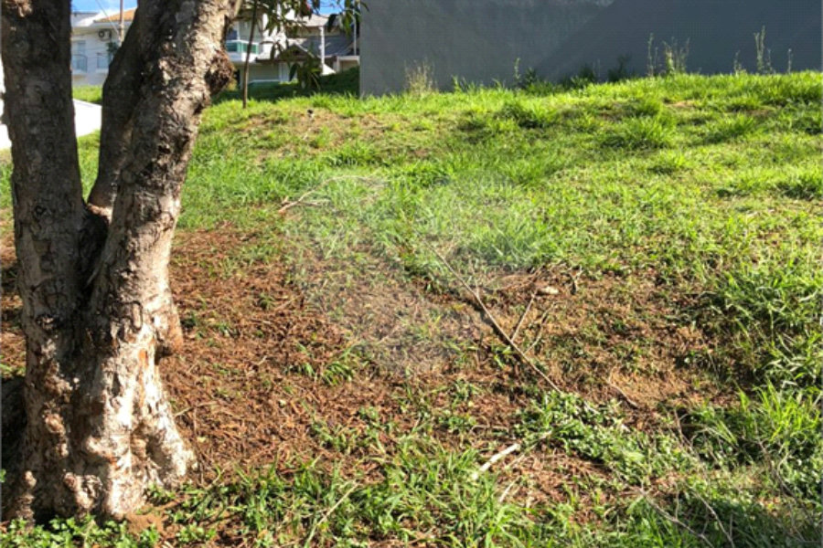 Terreno à venda no condomínio Horto Mirante, São Paulo - SP