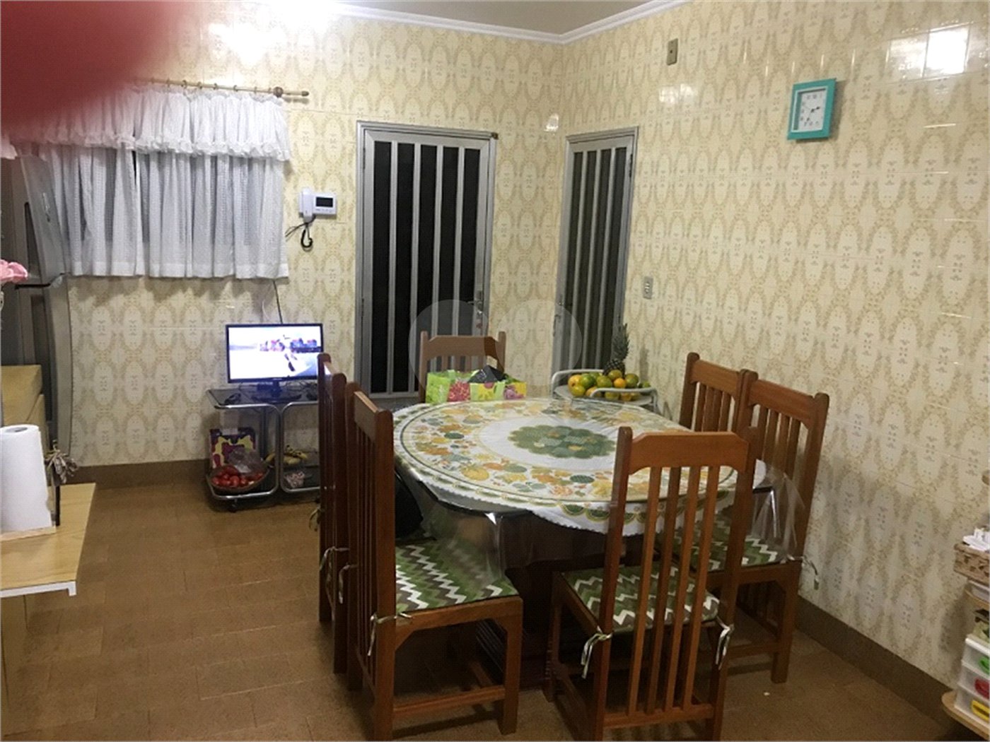 Sobrado à venda com 4 quartos, sendo 1 suíte, em Vila Gustavo, São Paulo, SP