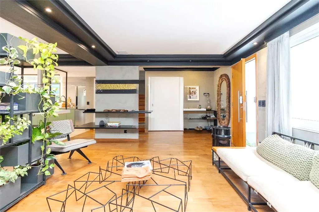 Casa à venda com 4 suítes em Cidade Monções, São Paulo, SP