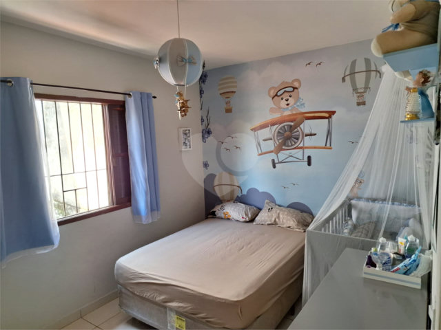 Sobrado à venda com 3 quartos em Jardim Santa Clara, Guarulhos, SP