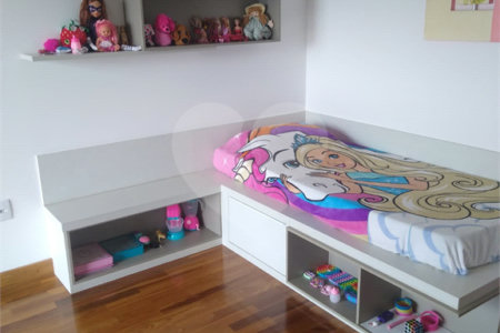 Casa à venda com 4 quartos, sendo 2 suítes,  no condomínio Damha Iii, São Carlos - SP