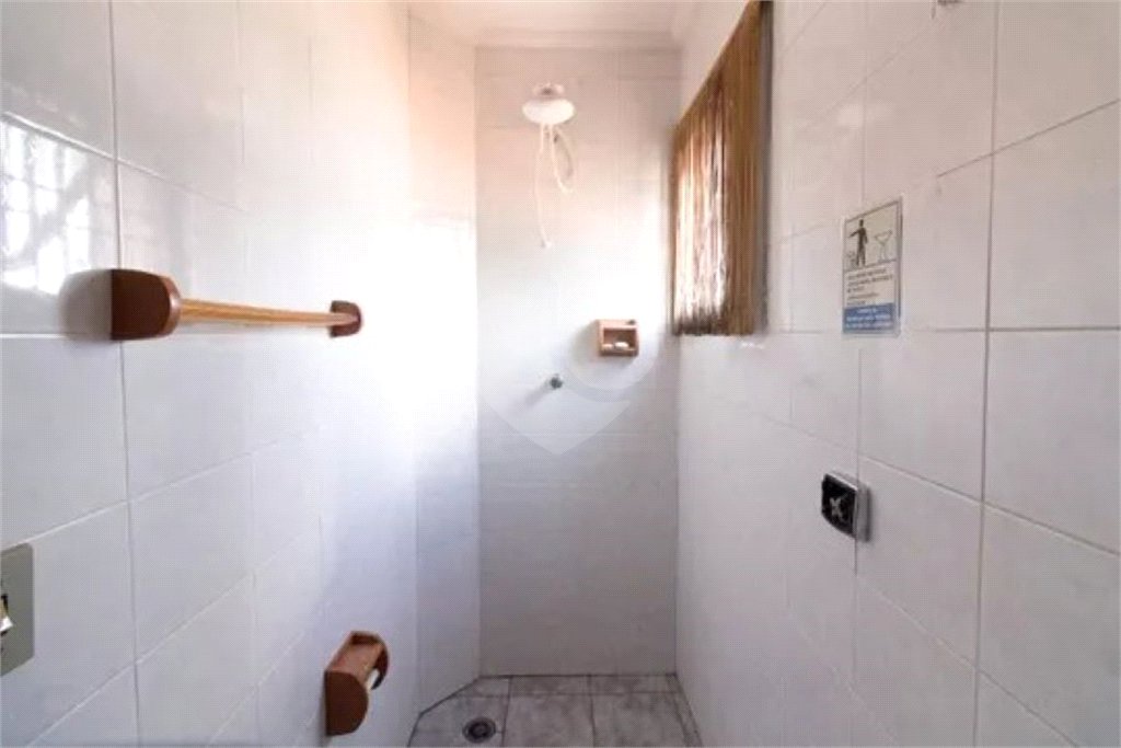 Sobrado à venda com 4 quartos em Jardim das Vertentes, São Paulo, SP
