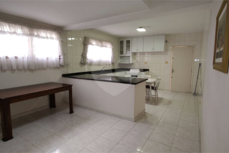 Casa à venda com 3 quartos em Água Fria, São Paulo, SP