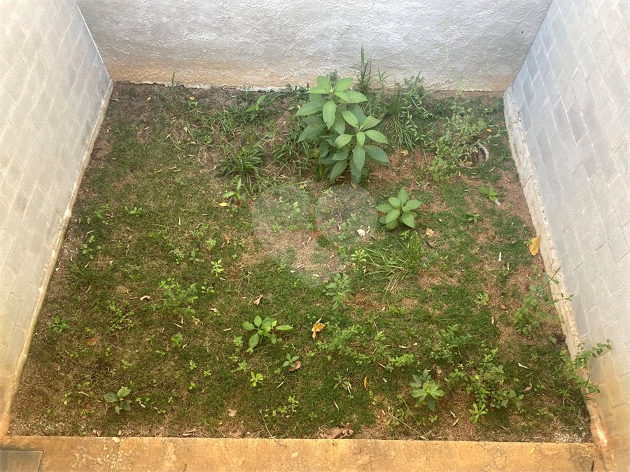 Casa à venda com 2 suítes no condomínio Vila Ilha de Creta, Valinhos - SP