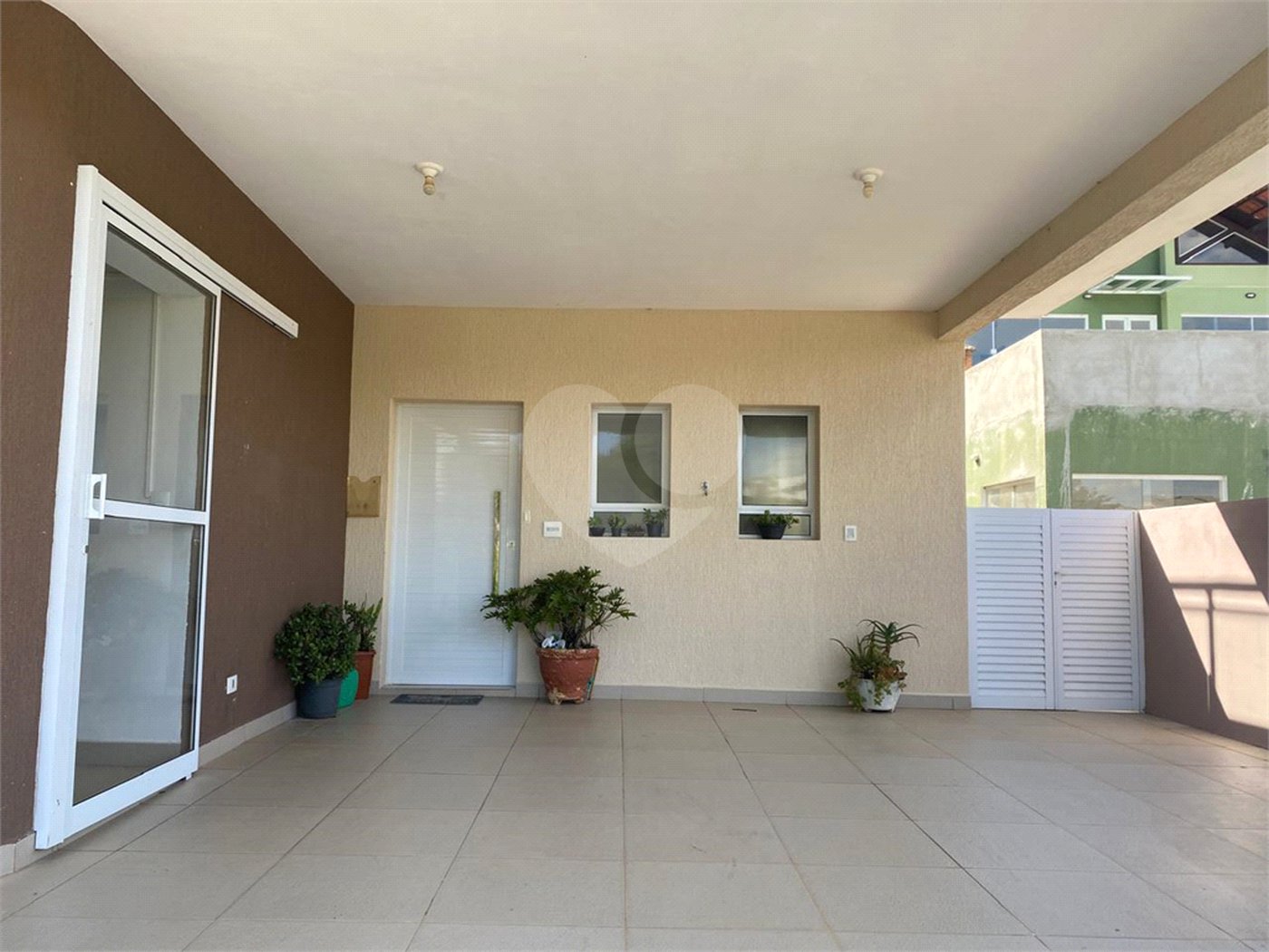Casa à venda com 3 quartos, sendo 1 suíte, no condomínio Terras de Santa Adelia, Vargem Grande Paulista - SP