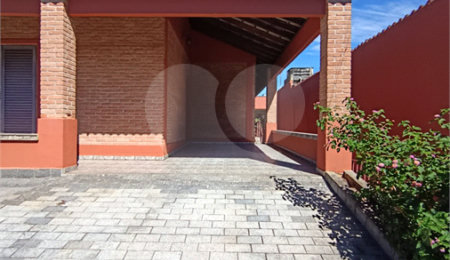 Casa à venda com 3 quartos, sendo 2 suítes,  em Vila Mogilar, Mogi das Cruzes, SP