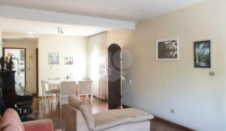 Casa de Vila à venda com 3 suítes em Santana, São Paulo, SP