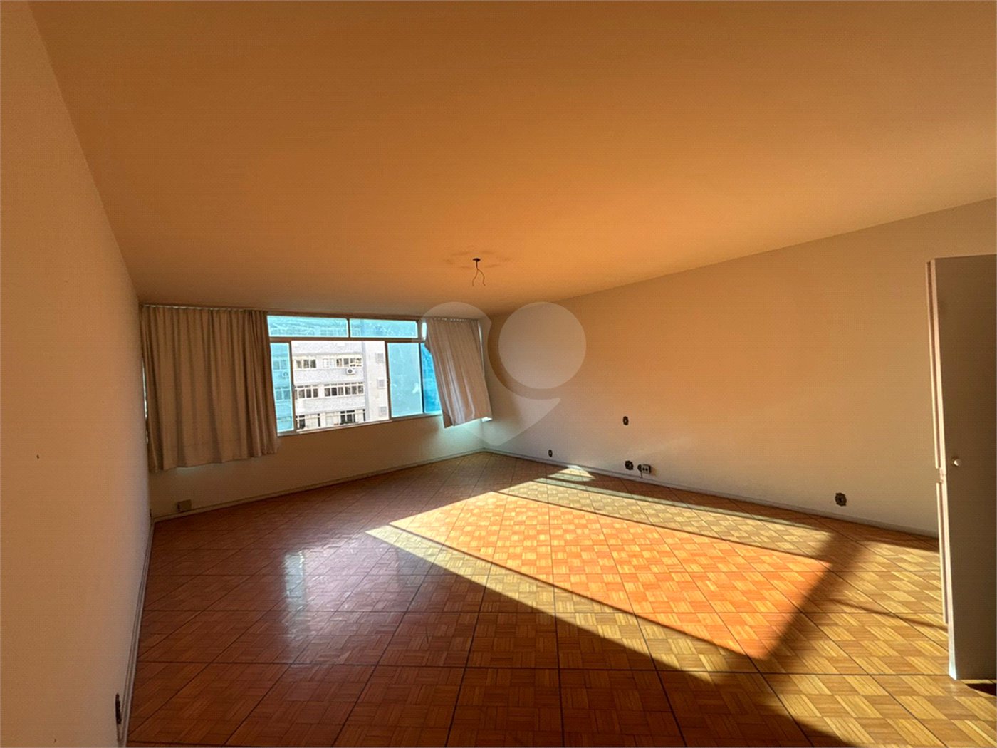 Apartamento à venda com 4 quartos, sendo 1 suíte, em Flamengo, Rio de Janeiro, RJ