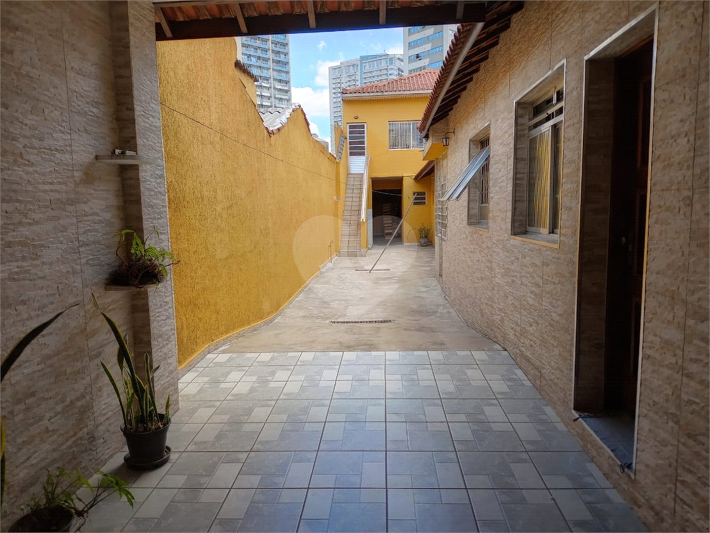 Casa Térrea à venda com 5 quartos em Barra Funda, São Paulo, SP