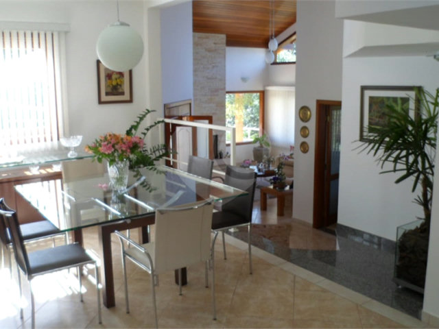 Casa à venda com 3 suítes no condomínio Cantareira, Mairiporã - SP