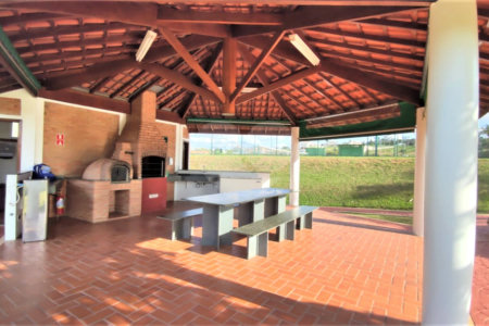Terreno à venda no condomínio Village Saint Charbel, Araçoiaba da Serra - SP