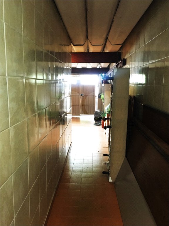 Sobrado à venda com 4 quartos, sendo 1 suíte,  em Vila Gomes, São Paulo, SP