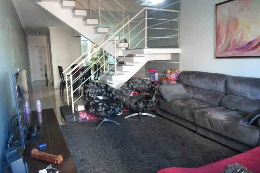 Sobrado à venda com 3 quartos, sendo 1 suíte, em Vila Dom Pedro Ii, São Paulo, SP