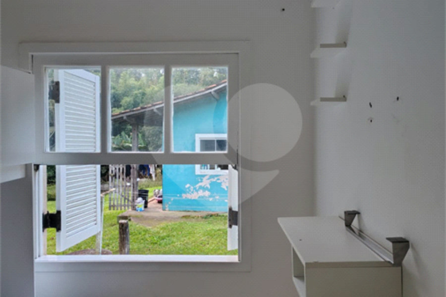 Casa à venda com 3 quartos, sendo 1 suíte, em Roseira, Mairiporã, SP