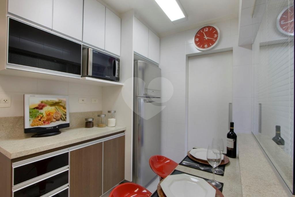 Apartamento à venda com 2 quartos, sendo 1 suíte, em Vila Olímpia, São Paulo, SP
