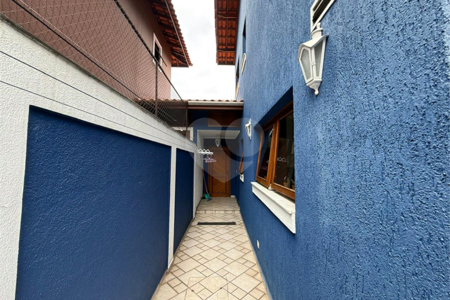 Casa à venda ou para alugar com 3 quartos, sendo 1 suíte, no condomínio Da Serra, São Paulo - SP