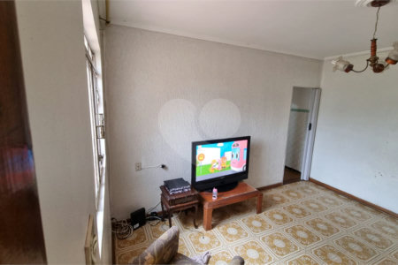 Sobrado à venda com 4 quartos em Vila Formosa, São Paulo, SP