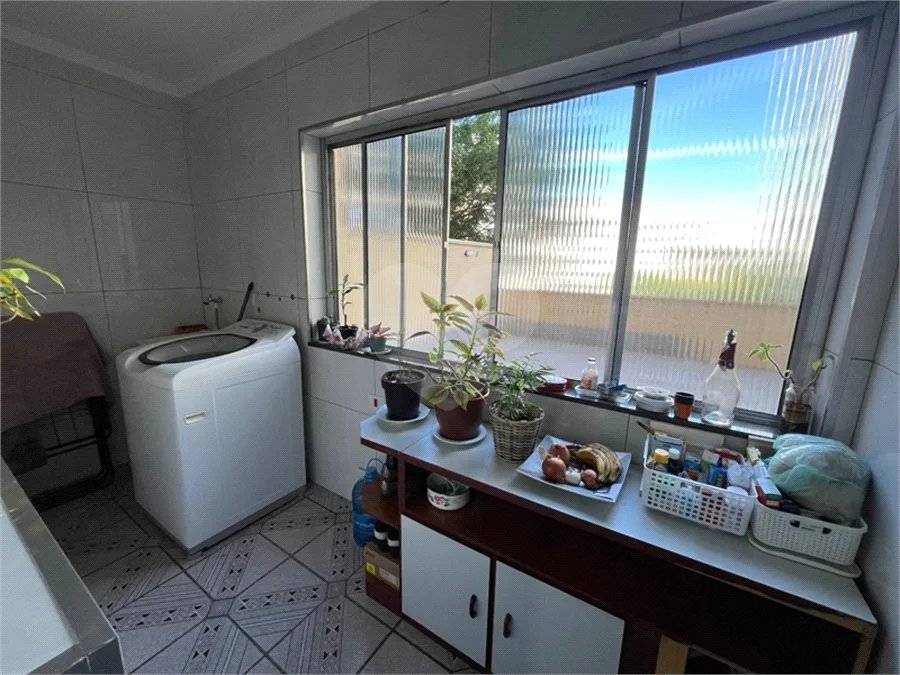 Apartamento Garden com 195 m² de Área Útil, 3 Dormitórios e 2 Vagas