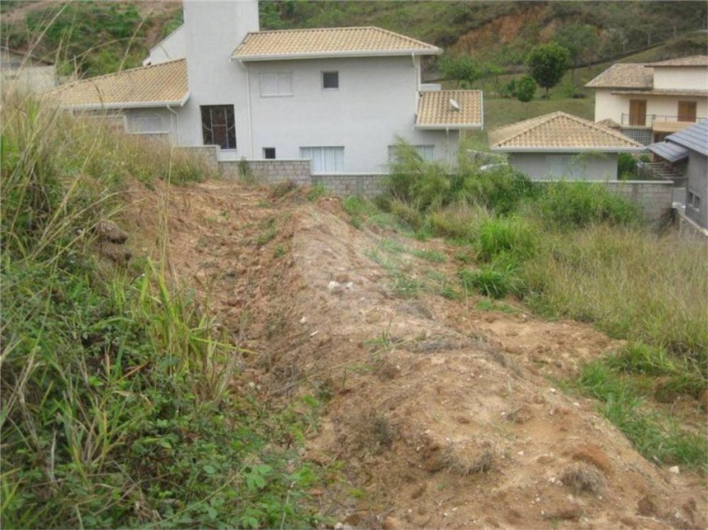 Terreno à venda no condomínio Residencial São Miguel, Vinhedo - SP