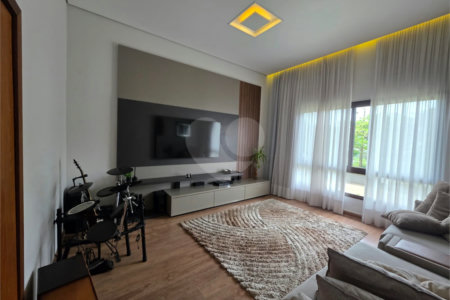 Casa à venda com 4 suítes no condomínio Residencial Jardim Primavera, Louveira - SP