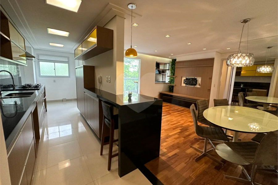 Apartamento à venda com 3 quartos, sendo 1 suíte, em Morumbi, São Paulo, SP