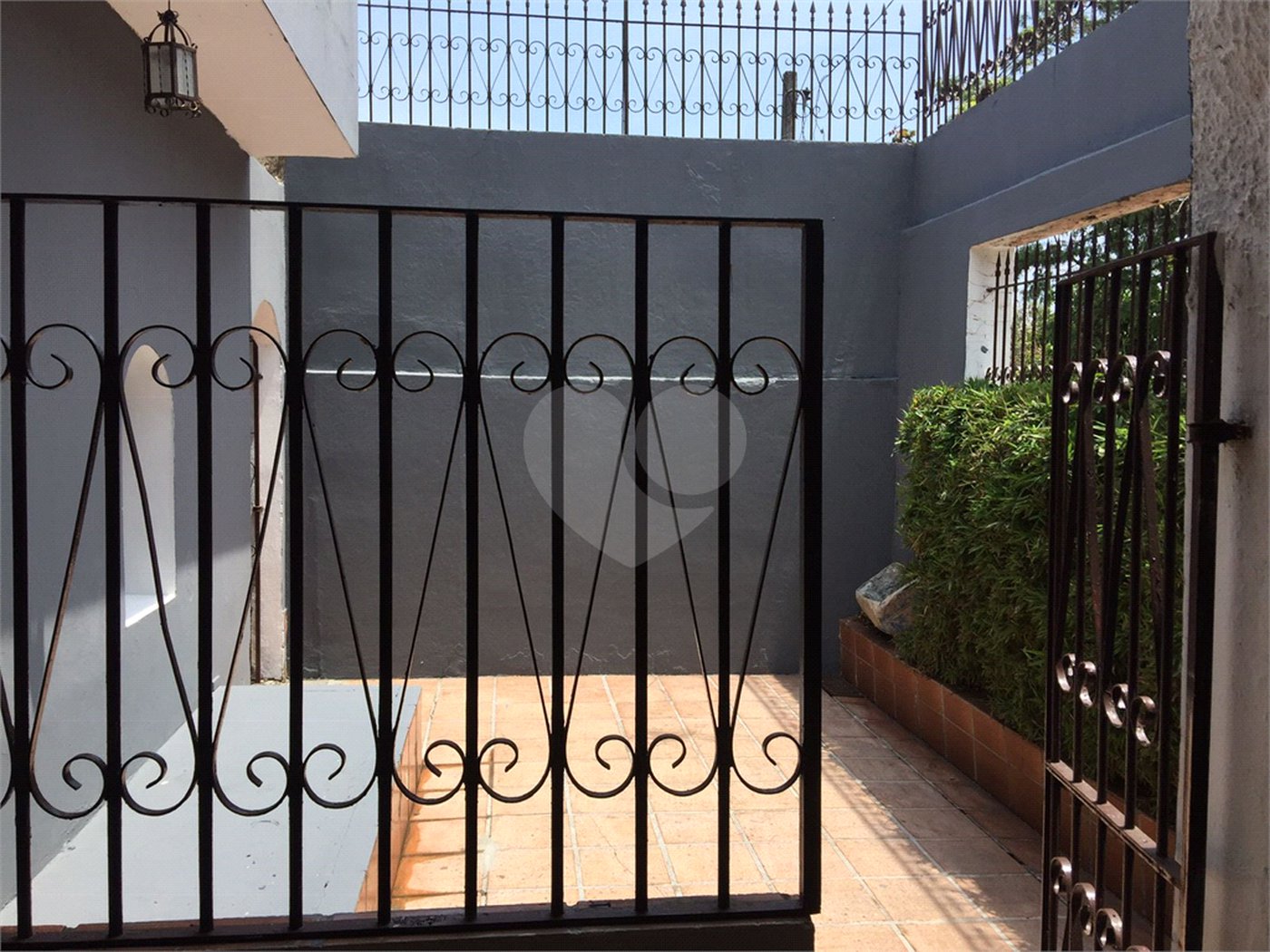 Sobrado à venda com 4 quartos, sendo 1 suíte,  em Santo Amaro, São Paulo, SP