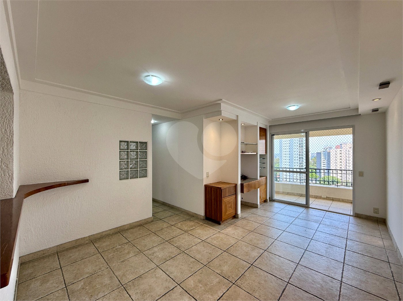 Apartamento à venda com 2 quartos, sendo 1 suíte, em Jardim Marajoara, São Paulo, SP