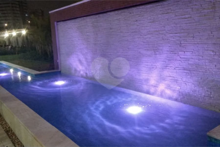 Apartamento à venda no Condomínio Family Garden, Chácara Inglesa, SBC, com 127 m², 3 suítes, varanda gourmet com churrasqueira a carvão, móveis planejados, ar-condicionado, 2 vagas cobertas e lazer completo.