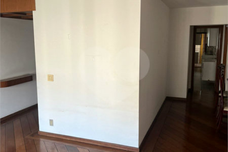 Apartamento à venda com 4 suítes em Vila Uberabinha, São Paulo, SP