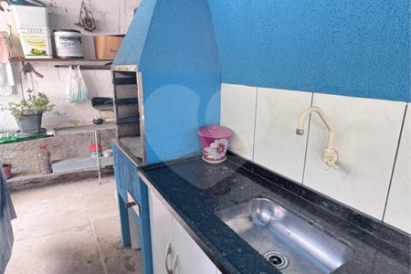 Casa à venda com 3 quartos, sendo 1 suíte, em Bosque dos Eucaliptos, São José dos Campos, SP