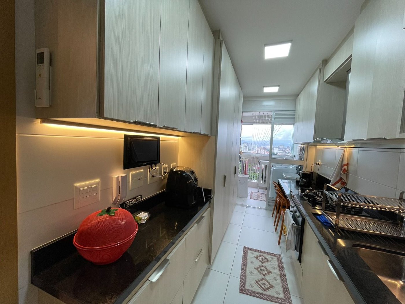 Apartamento com 2 dormitórios à venda, 72 m² por R$ 1.150.000,00 - Boqueirão - Santos/SP