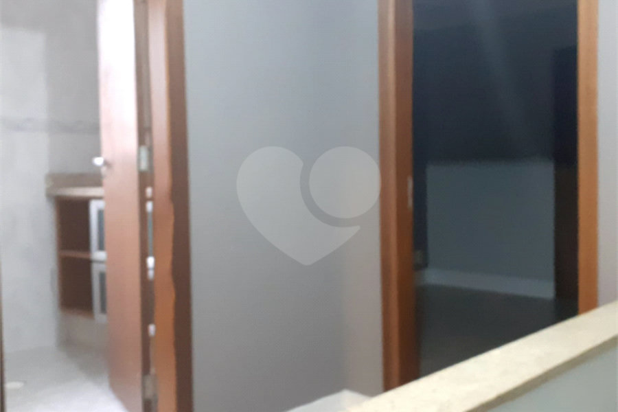 Sobrado à venda com 2 quartos em Santana, São Paulo, SP