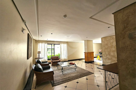 Apartamento à venda com 2 quartos, sendo 1 suíte,  em Chácara Santo Antônio, São Paulo, SP