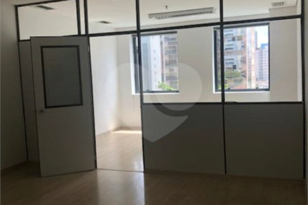 Sala à venda em Cidade Monções, São Paulo, SP