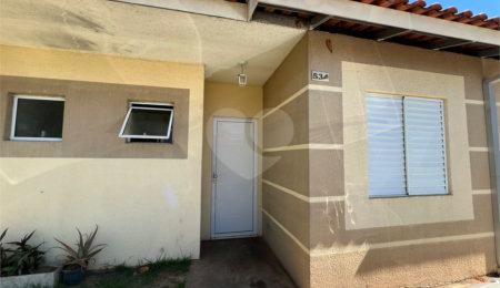Casa à venda com 2 quartos em Vila Progresso, Itapetininga, SP
