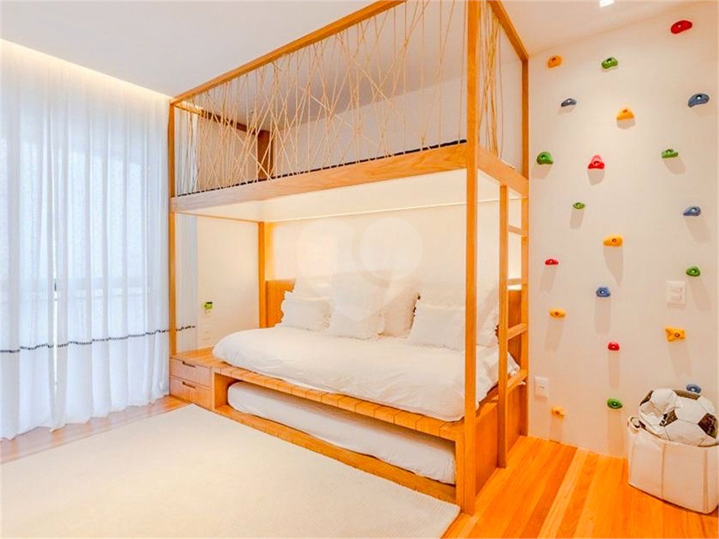 Duplex à venda com 3 quartos, sendo 2 suítes, em Jardim Botânico, Rio de Janeiro, RJ