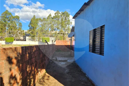Casa à venda com 3 quartos em Sanga Puita, Ponta Porã, MS