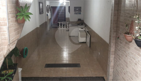 Sobrado à venda com 2 suítes em Horto Florestal, São Paulo, SP