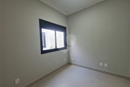 Casa à venda com 3 quartos, sendo 1 suíte, no condomínio Jardim Residencial Villagio Ipanema I, Sorocaba - SP