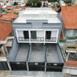 Sobrado à venda ou para alugar com 3 suítes em Parada Inglesa, São Paulo, SP
