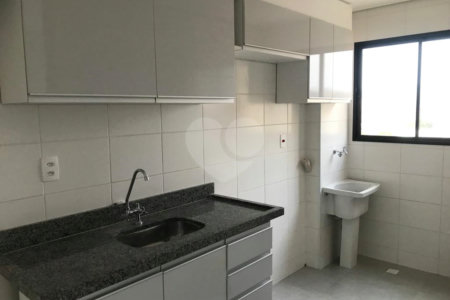 Apartamento à venda com 2 quartos em Vila Sonia, Valinhos, SP