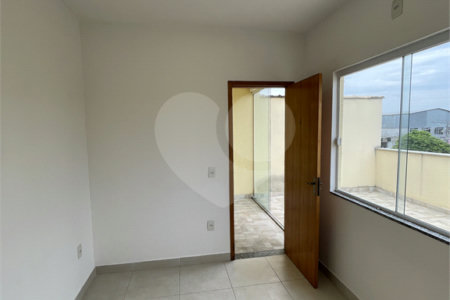 Casa à venda com 3 suítes no condomínio Vítor Alves 2400, Rio de Janeiro - RJ