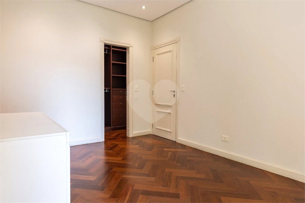 Apartamento à venda com 4 quartos, sendo 3 suítes, em Tatuapé, São Paulo, SP