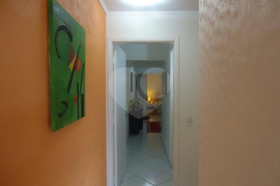 Sobrado à venda com 4 quartos, sendo 3 suítes, em Jardim Floresta, São Paulo, SP