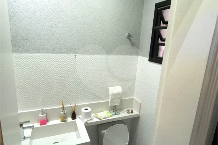 Casa à venda com 4 suítes no condomínio Res São Pedro da Aldeia, São Paulo - SP