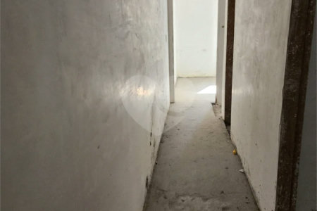 Casa à venda com 3 quartos, sendo 1 suíte, em Vila Gustavo, São Paulo, SP