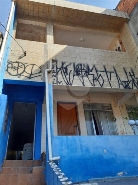 Sobrado à venda com 2 quartos em Vila Lageado, São Paulo, SP
