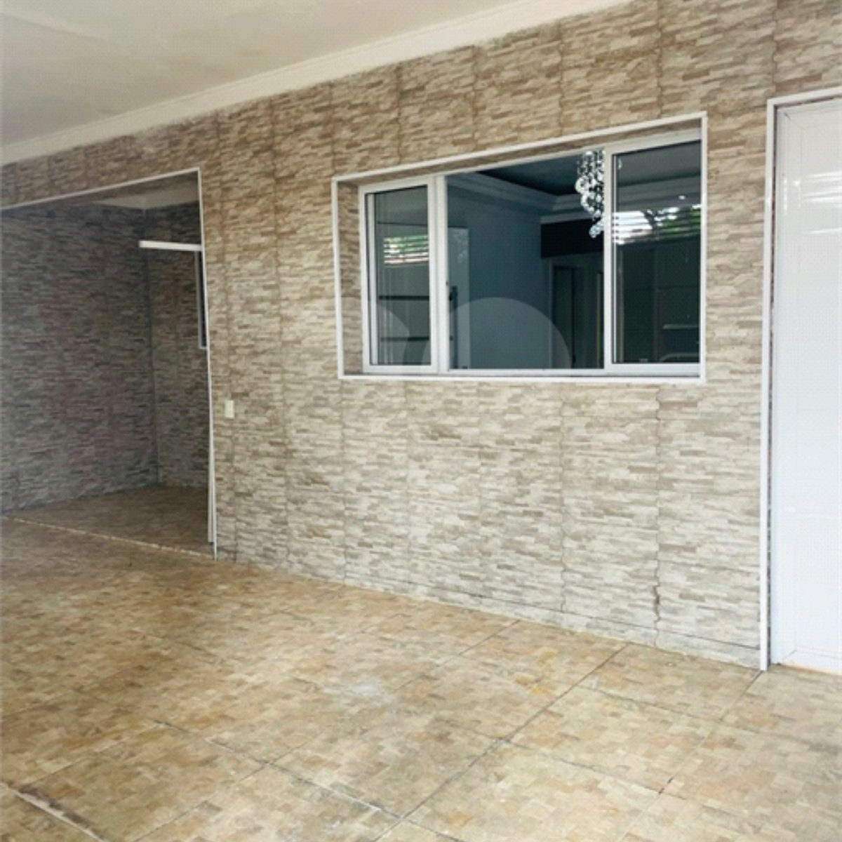 Casa à venda com 4 quartos, sendo 1 suíte, em Santo Amaro, São Paulo, SP